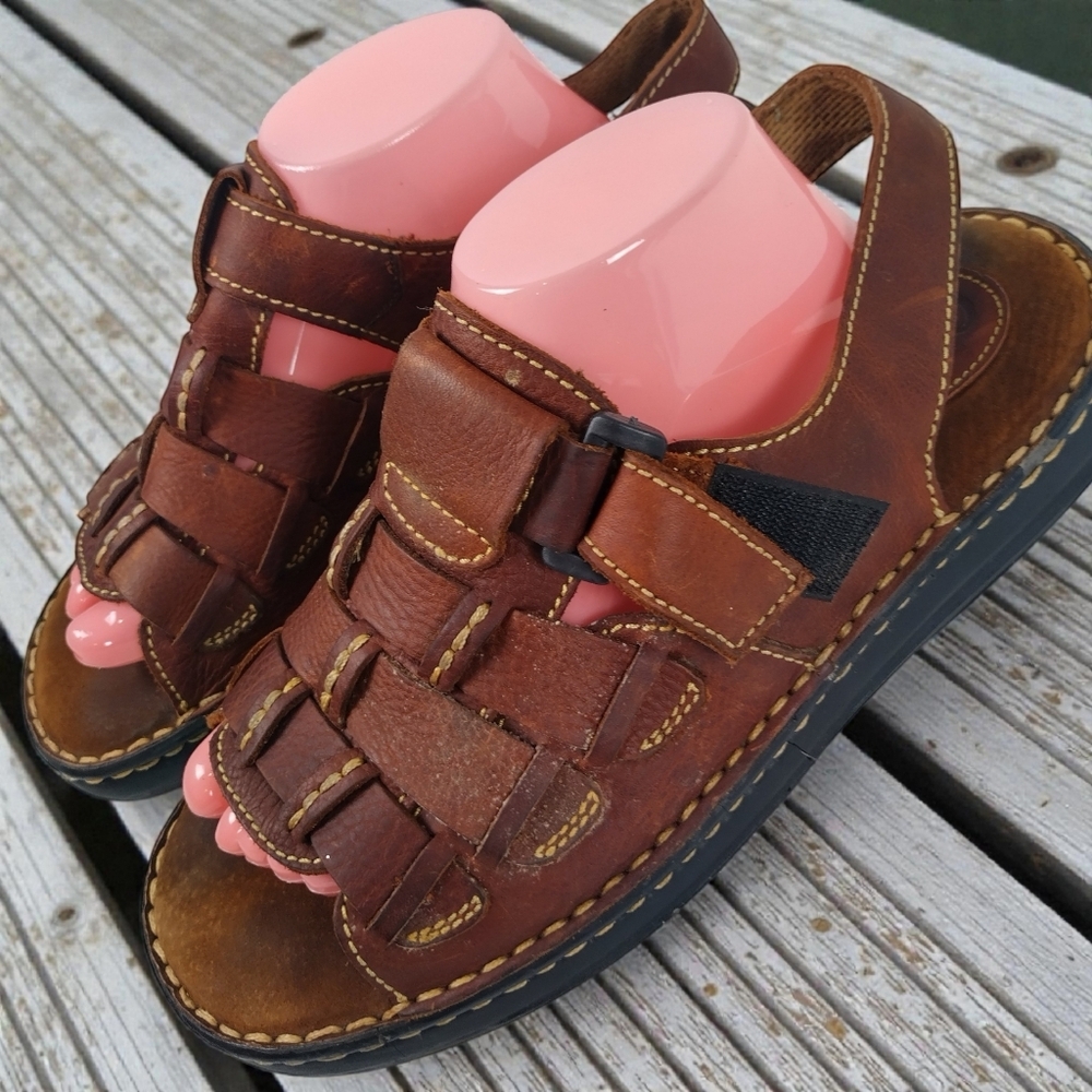 Coleman Men's Size 11 Leather Sandals Adjustable Outdoor Summer Wear